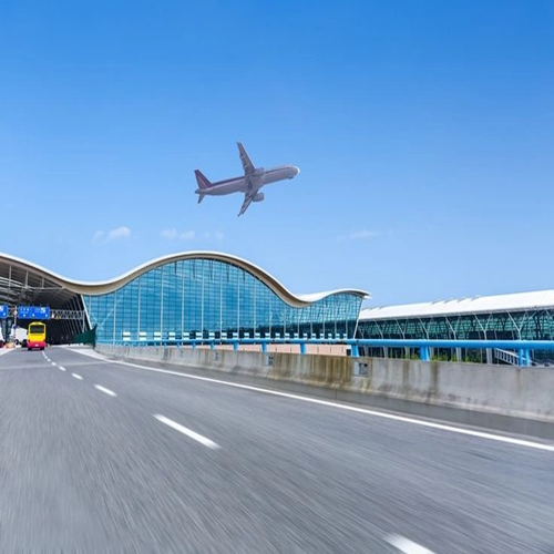 airport2-DNxTan5G